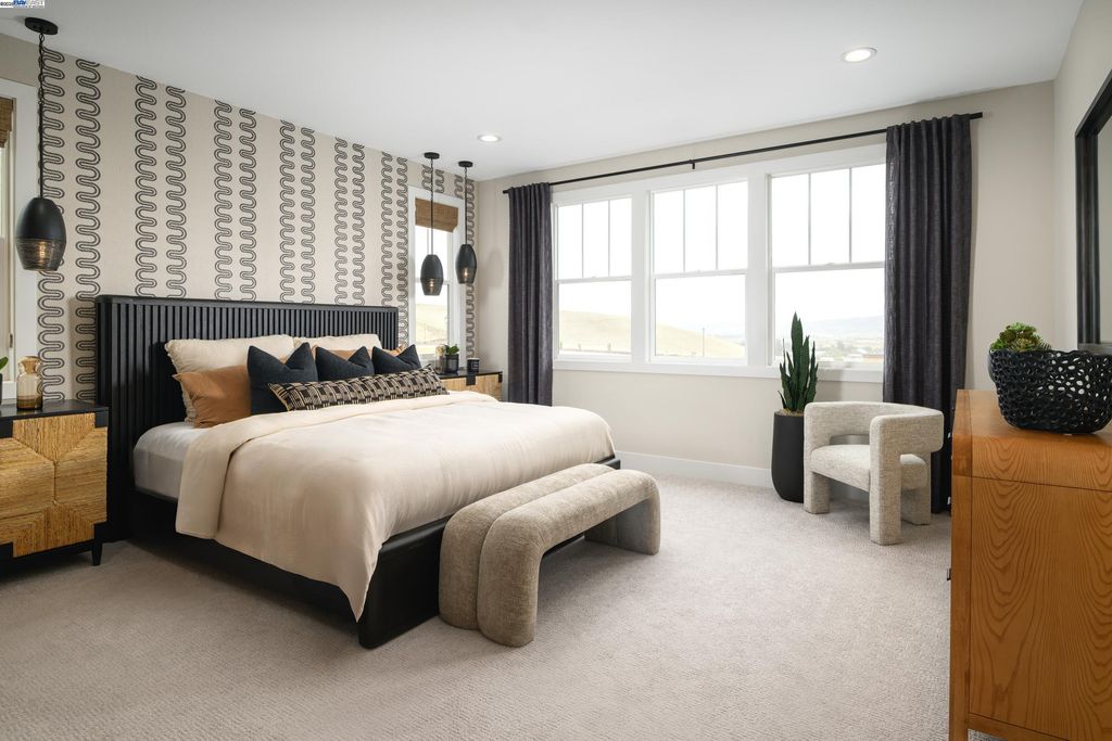 1546 W Walsh Ave, Dublin, CA 94568