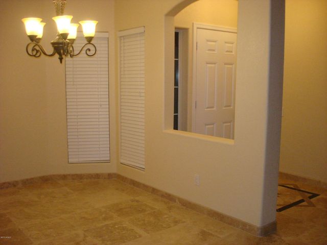 6956 W VIA MONTOYA Drive, Glendale, AZ 85310