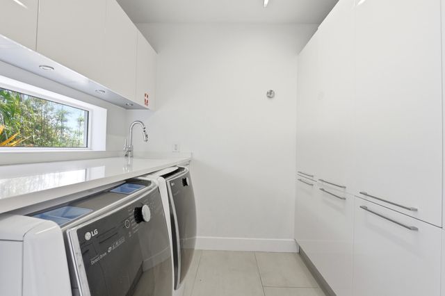 3017 N ATLANTIC Boulevard, Fort Lauderdale, FL 33308