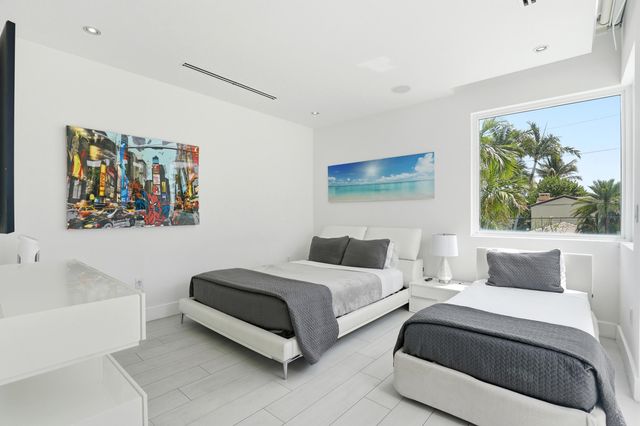 3017 N ATLANTIC Boulevard, Fort Lauderdale, FL 33308