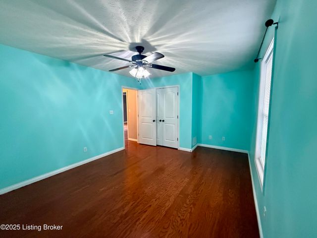 110 N Howard St, Bardstown, KY 40004