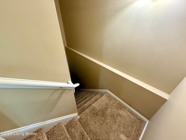 110 N Howard St, Bardstown, KY 40004