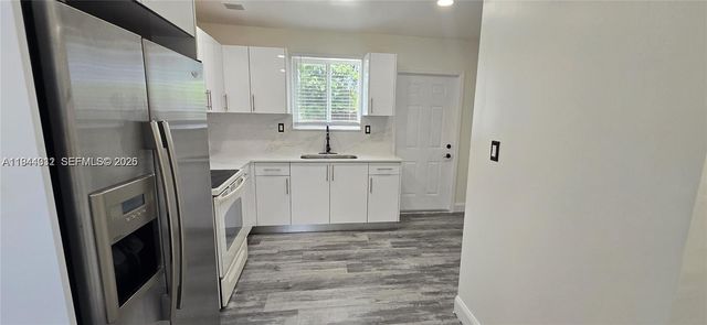 9805 Marlin Rd, Cutler Bay, FL 33157