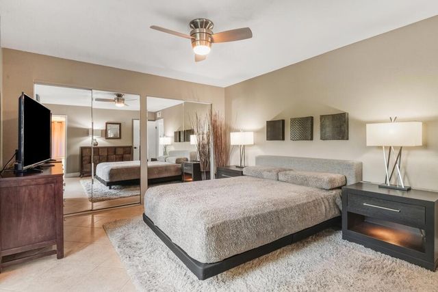 1056 E Vista Chino, Palm Springs, CA 92262