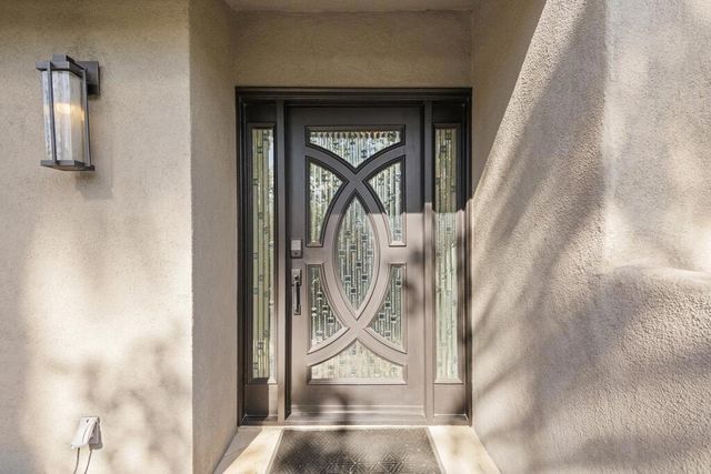 1056 E Vista Chino, Palm Springs, CA 92262