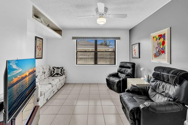 8458 White Egret Way, Lake Worth, FL 33467