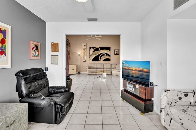 8458 White Egret Way, Lake Worth, FL 33467