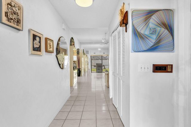 8458 White Egret Way, Lake Worth, FL 33467