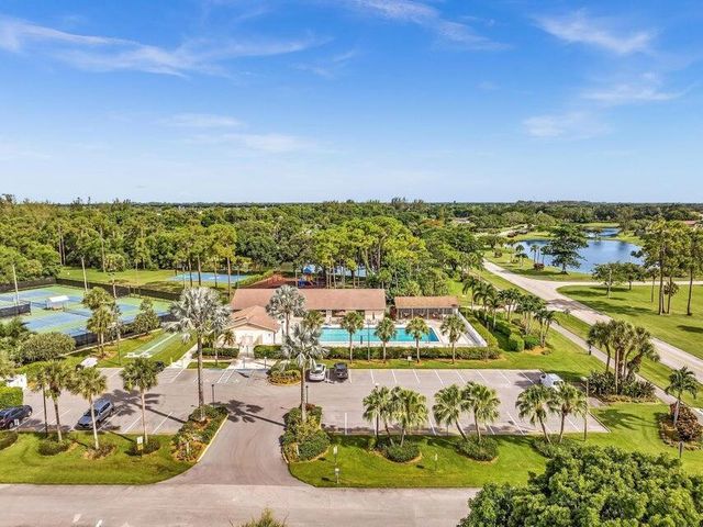 8458 White Egret Way, Lake Worth, FL 33467