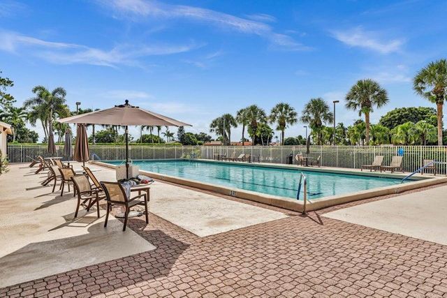 8458 White Egret Way, Lake Worth, FL 33467