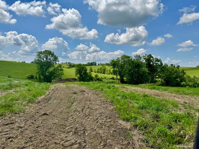 712 Gillespie Pike, Paint Lick, KY 40461