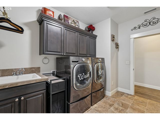 8201 Ne 179TH St, Battle Ground, WA 98604