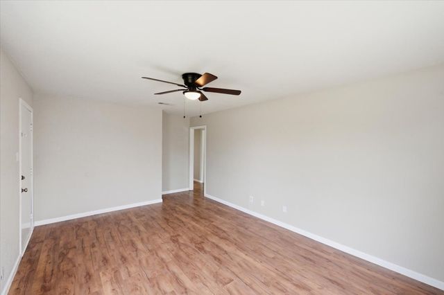 927 S Ave H, Clifton, TX 76634