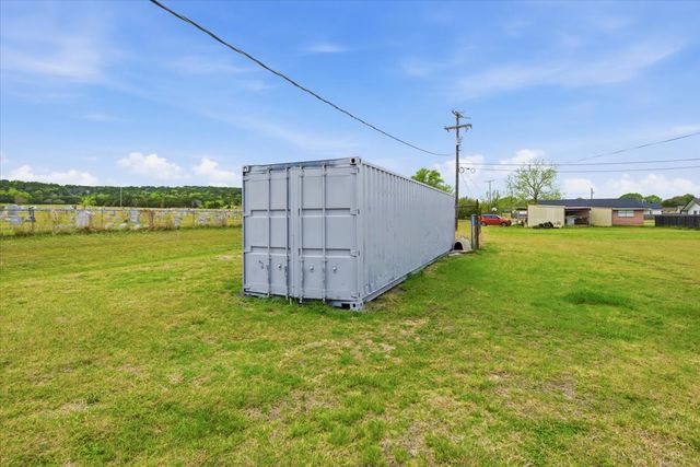 927 S Ave H, Clifton, TX 76634