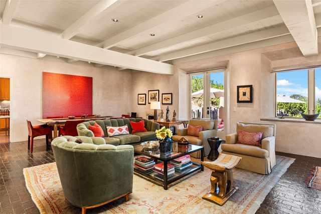 1114 Camino San Acacio, Santa Fe, NM 87505