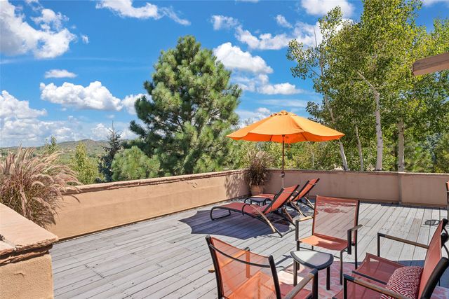 1114 Camino San Acacio, Santa Fe, NM 87505