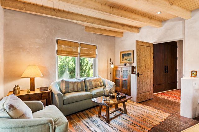 1114 Camino San Acacio, Santa Fe, NM 87505