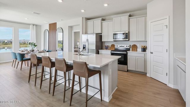 328 Skatemaster Street, Ormond Beach, FL 32174