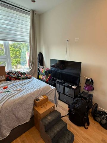 2105 W Caton Street 302, Chicago, IL 60647