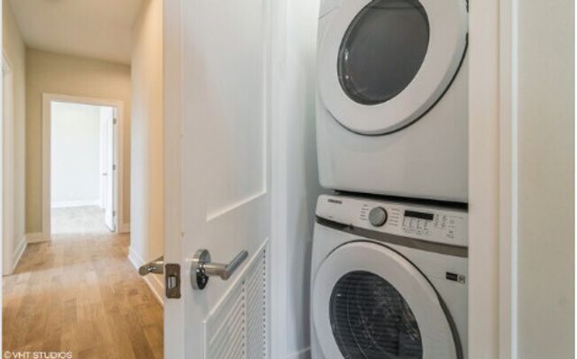 2105 W Caton Street 302, Chicago, IL 60647