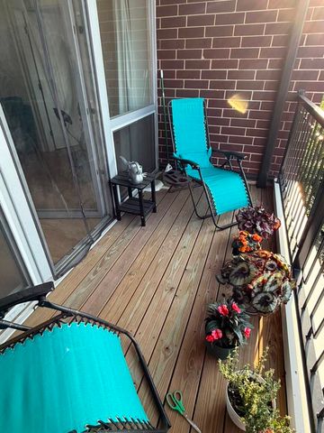 2105 W Caton Street 302, Chicago, IL 60647