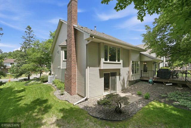 1426 Colleen Avenue, Arden Hills, MN 55112