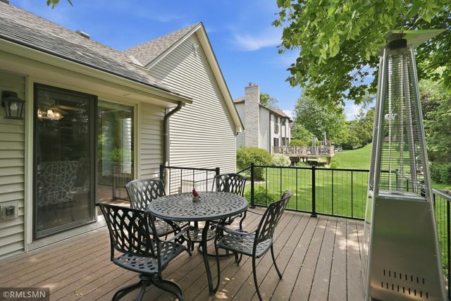 1426 Colleen Avenue, Arden Hills, MN 55112