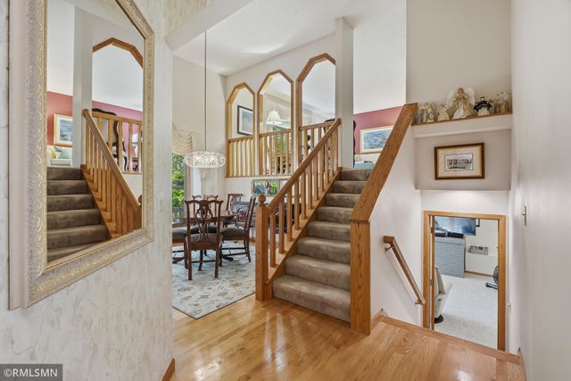 1426 Colleen Avenue, Arden Hills, MN 55112