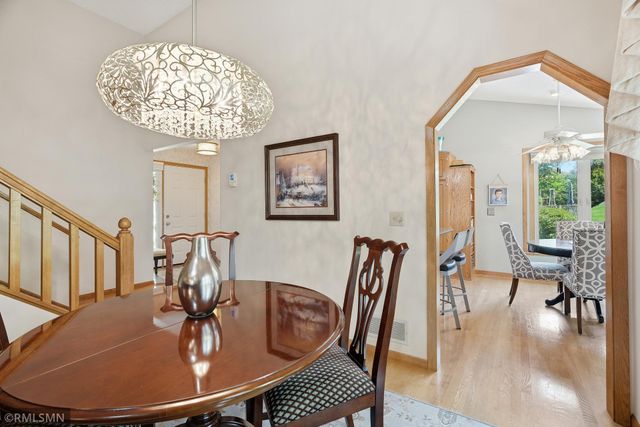 1426 Colleen Avenue, Arden Hills, MN 55112