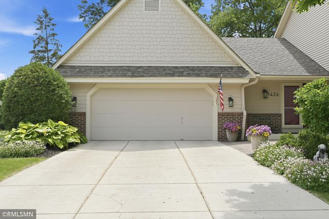 1426 Colleen Avenue, Arden Hills, MN 55112