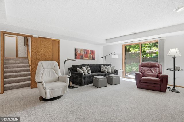 1426 Colleen Avenue, Arden Hills, MN 55112