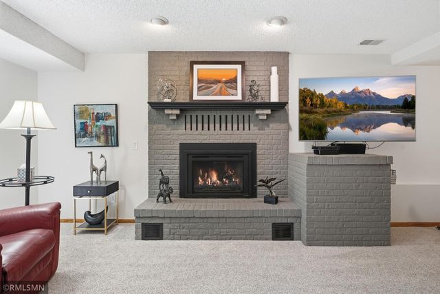 1426 Colleen Avenue, Arden Hills, MN 55112