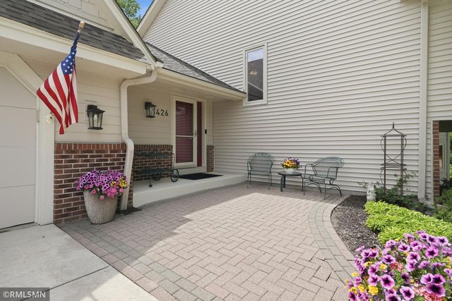 1426 Colleen Avenue, Arden Hills, MN 55112