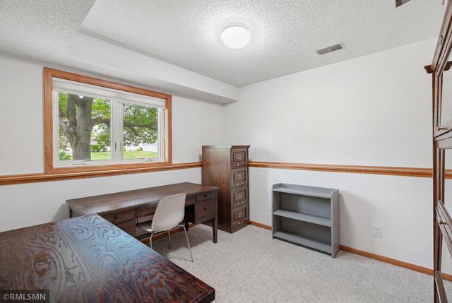 1426 Colleen Avenue, Arden Hills, MN 55112