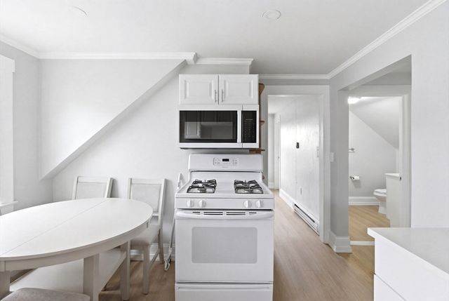 81 Ward St, Worcester, MA 01610