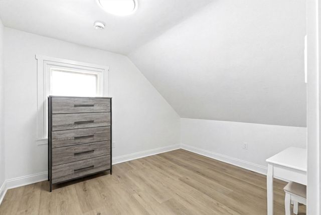 81 Ward St, Worcester, MA 01610