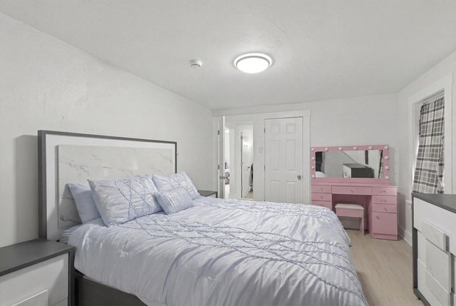 81 Ward St, Worcester, MA 01610