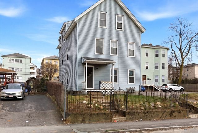81 Ward St, Worcester, MA 01610
