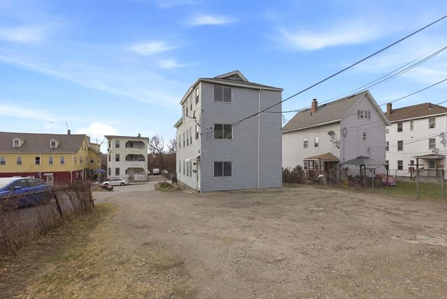 81 Ward St, Worcester, MA 01610