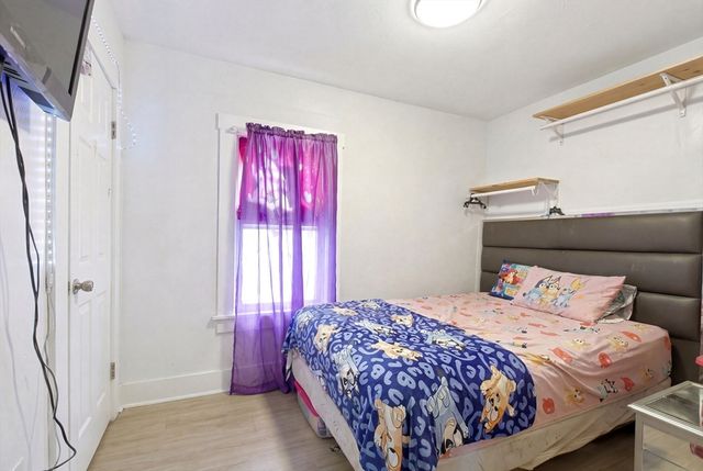 81 Ward St, Worcester, MA 01610