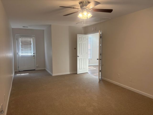 7623 Rosin Drive, North Charleston, SC 29418