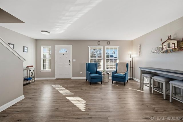 1038 Veteran Avenue, Elburn, IL 60119