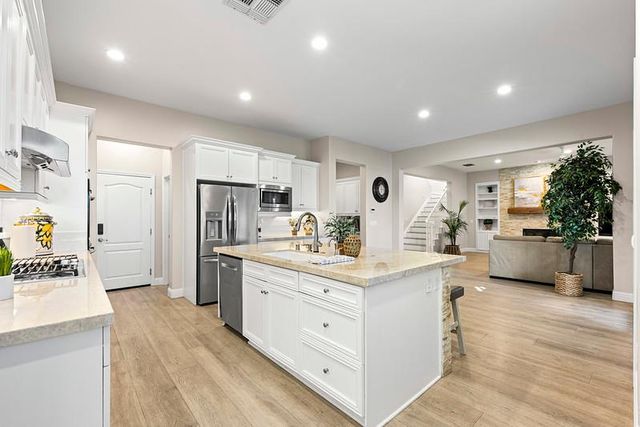 3350 Black Oak Dr, Rocklin, CA 95765