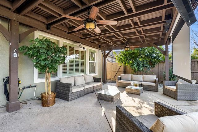 3350 Black Oak Dr, Rocklin, CA 95765