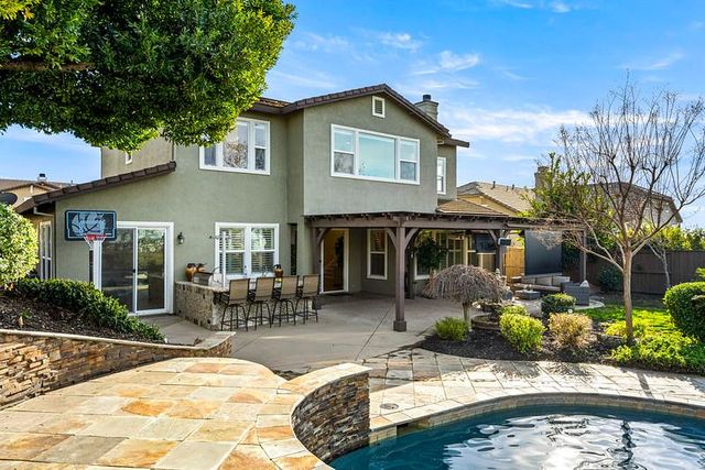 3350 Black Oak Dr, Rocklin, CA 95765