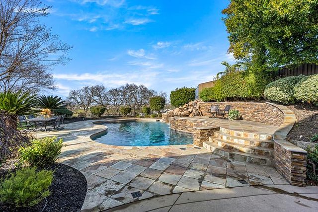 3350 Black Oak Dr, Rocklin, CA 95765