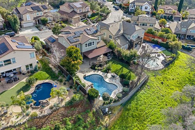 3350 Black Oak Dr, Rocklin, CA 95765