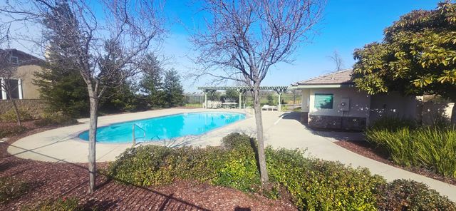 3350 Black Oak Dr, Rocklin, CA 95765