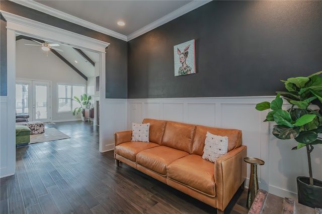 605 Stone Ridge Street, Lowell, AR 72745