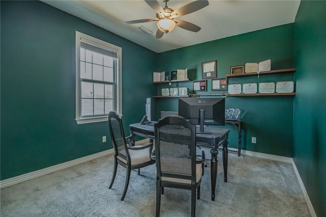 605 Stone Ridge Street, Lowell, AR 72745